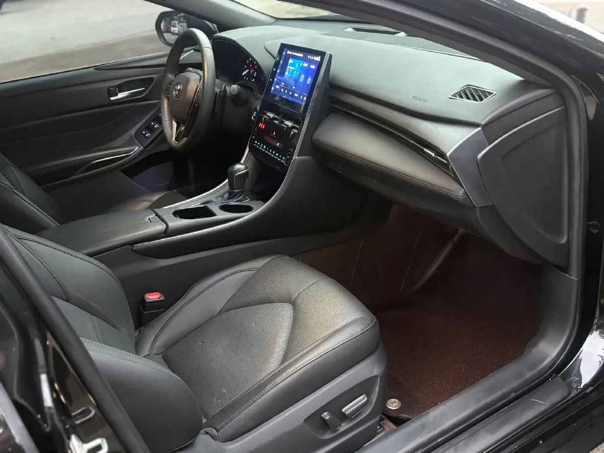 2022 Toyota Avalon 2.5L 209HP L4 8AT,autocango,china used car exporter,china ev exporter,chinese used car exporter,chinese used ev exporter