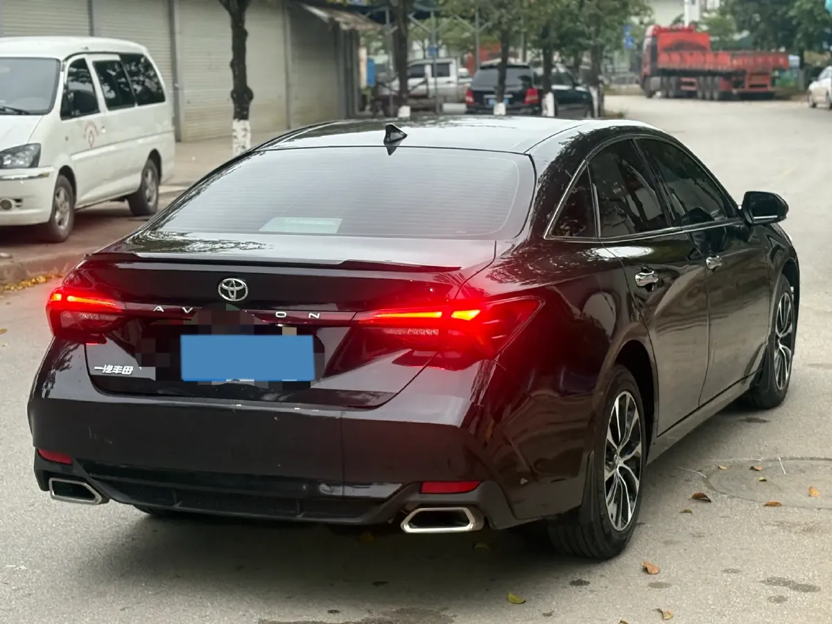 2022 Toyota Avalon 2.5L 209HP L4 8AT,autocango,china used car exporter,china ev exporter,chinese used car exporter,chinese used ev exporter
