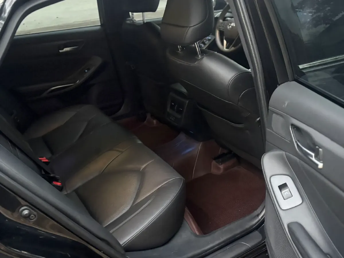 2022 Toyota Avalon 2.5L 209HP L4 8AT,autocango,china used car exporter,china ev exporter,chinese used car exporter,chinese used ev exporter