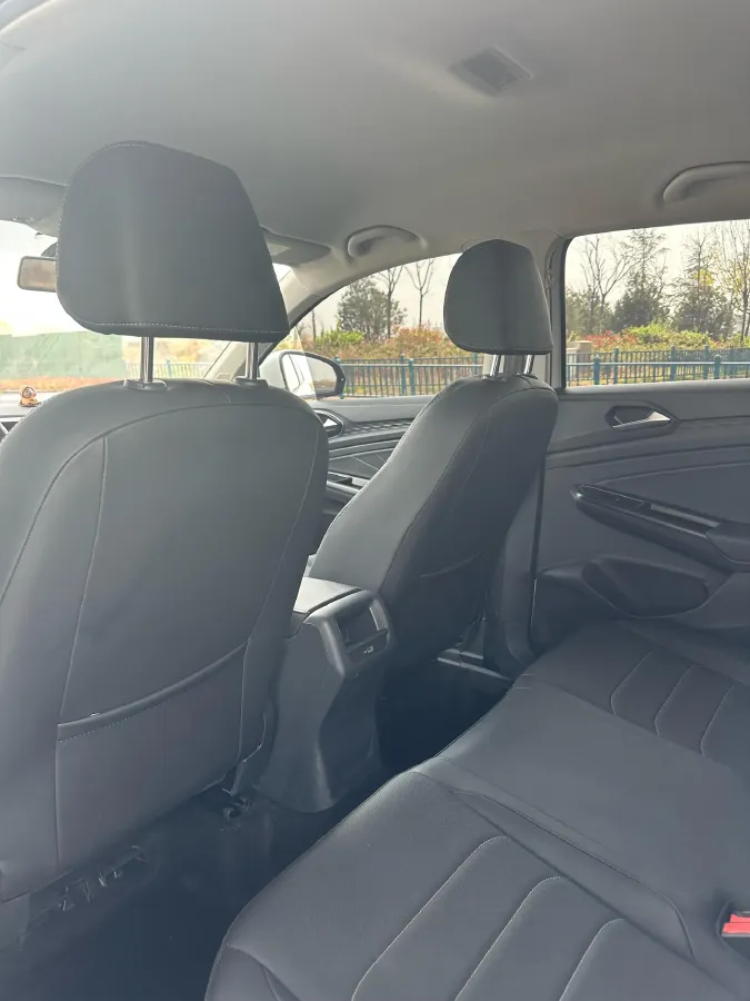 2021 Jetta VS5 1.4T 150HP L4 6AT,autocango,china used car exporter,china ev exporter,chinese used car exporter,chinese used ev exporter