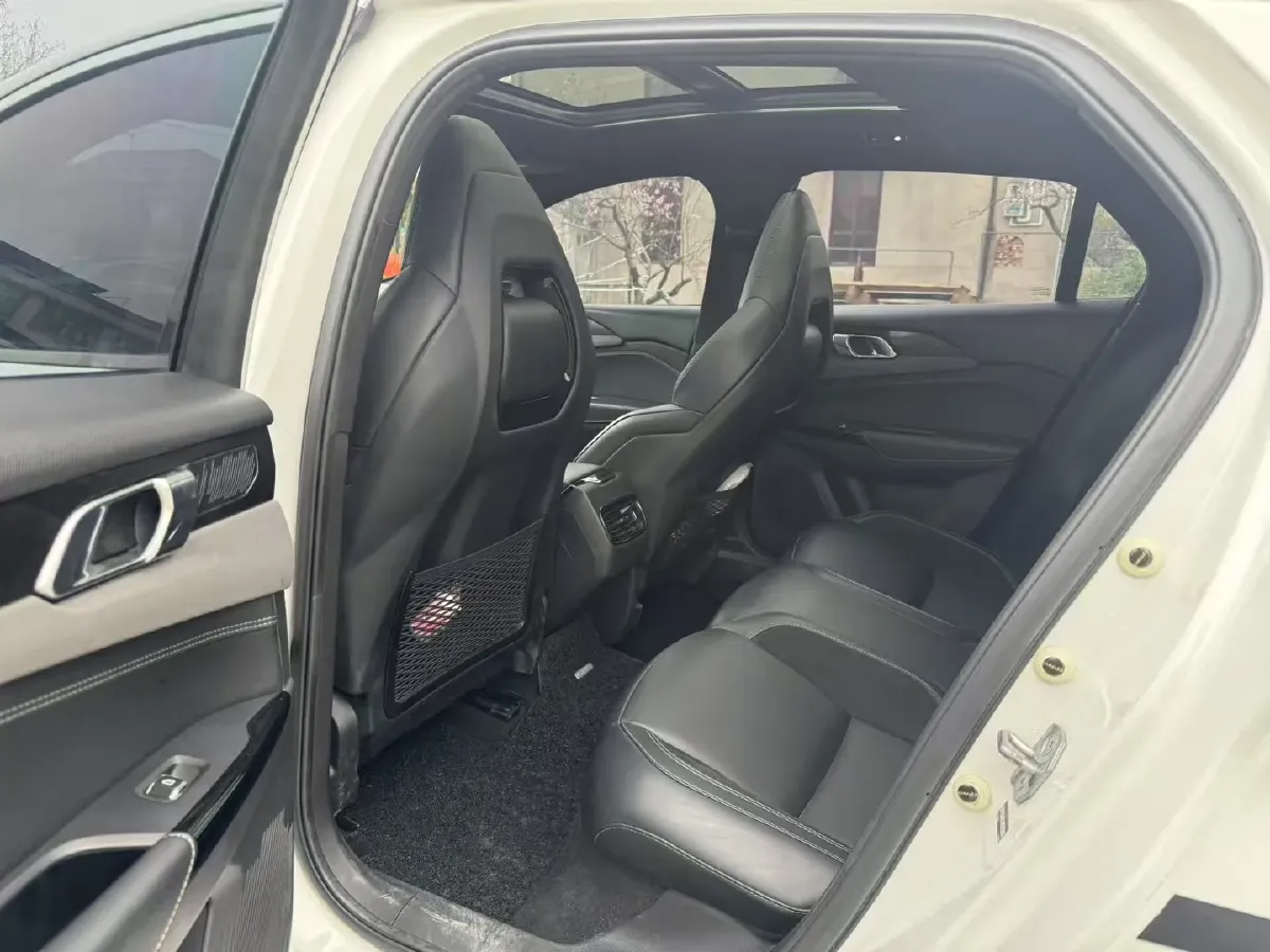 2022 LYNK&CO 03 1.5T 180HP L3 7DCT,autocango,china used car exporter,china ev exporter,chinese used car exporter,chinese used ev exporter