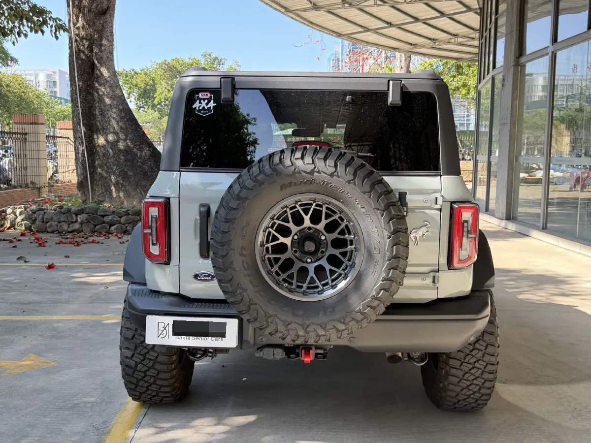 2021 BMW 8 Series 3.0T 340HP L6 8AT,autocango,china used car exporter,china ev exporter,chinese used car exporter,chinese used ev exporter