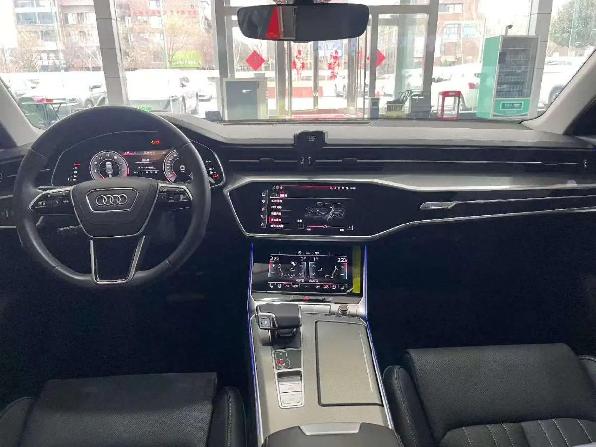 2025 Audi A6L 2.0T 245HP L4 7DCT,autocango,china used car exporter,china ev exporter,chinese used car exporter,chinese used ev exporter