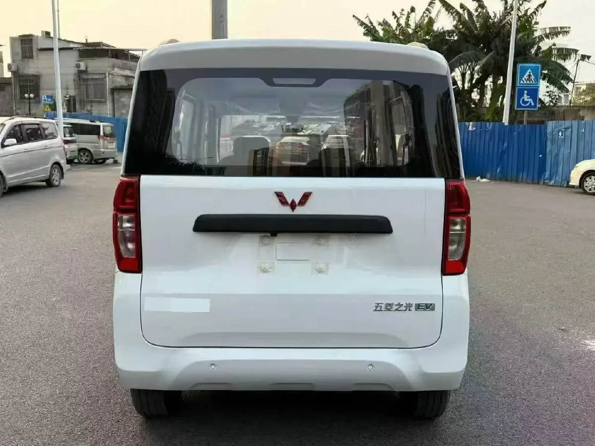2025 WuLing ZhiGuang BEV,autocango,china used car exporter,china ev exporter,chinese used car exporter,chinese used ev exporter
