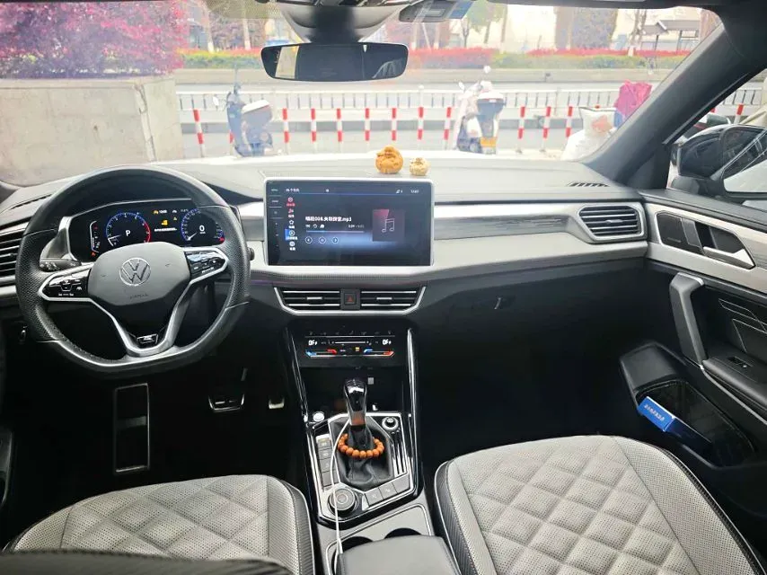 2023 Volkswagen Tayron X 2.0T 220HP L4 7DCT,autocango,china used car exporter,china ev exporter,chinese used car exporter,chinese used ev exporter