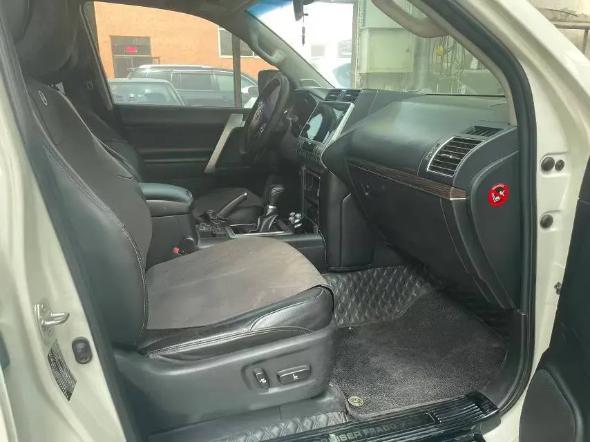2019 Toyota Land Cruiser Prado 3.5L 280HP V6 6AT,autocango,china used car exporter,china ev exporter,chinese used car exporter,chinese used ev exporter