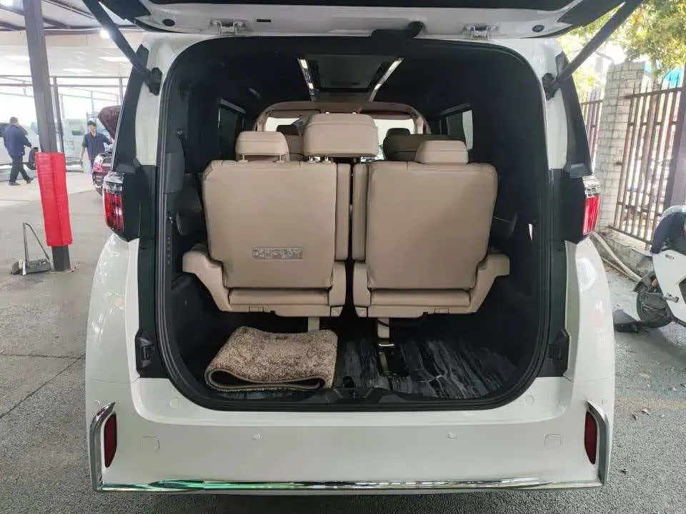2024 Toyota Alphard 2.5L 190HP L4 E-CVT Hybrid,autocango,china used car exporter,china ev exporter,chinese used car exporter,chinese used ev exporter