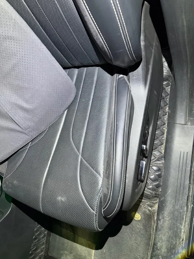 2024 GAC Trumpchi ES9 2.0T 190HP L4 2DHT PHEV 25.57KWH,autocango,china used car exporter,china ev exporter,chinese used car exporter,chinese used ev exporter