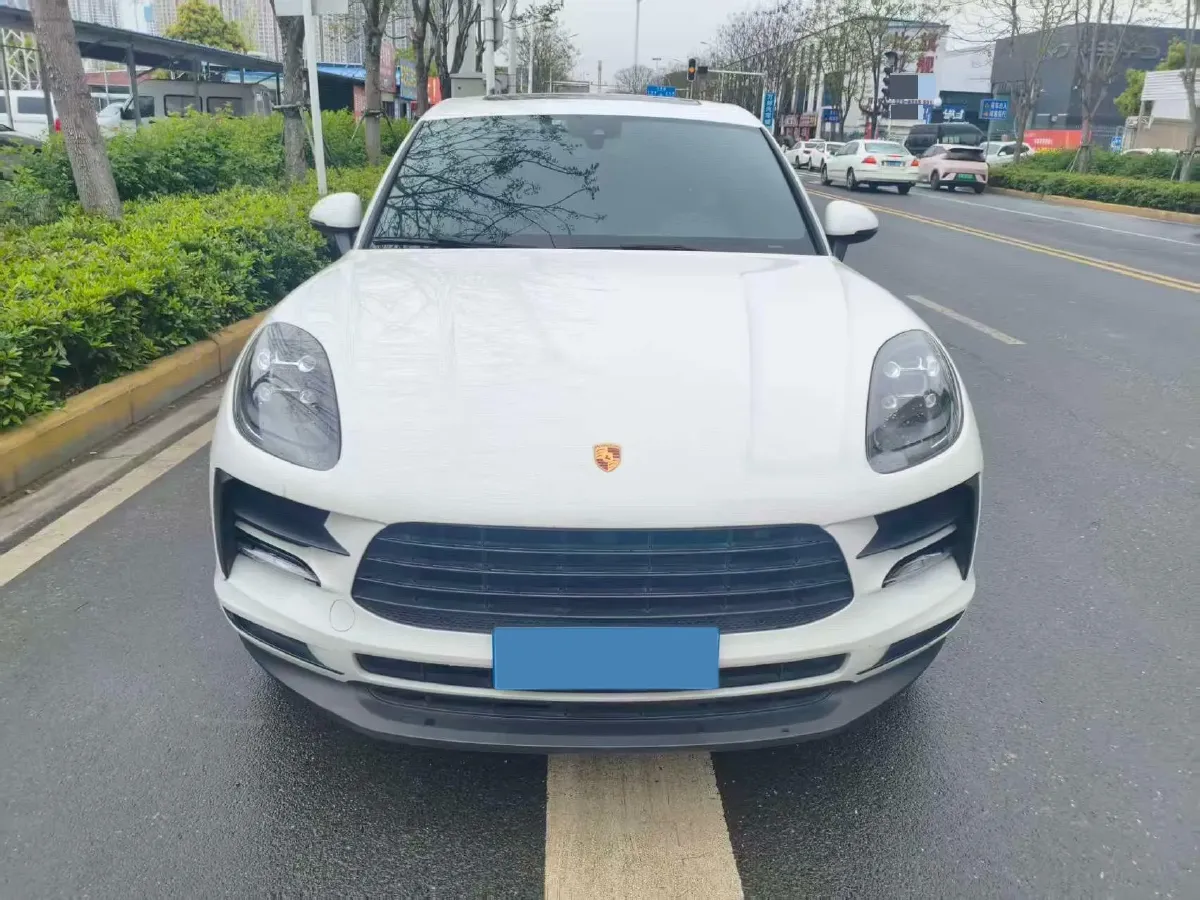 2020 Porsche Macan 2.0T 252HP L4 7DCT,autocango,china used car exporter,china ev exporter,chinese used car exporter,chinese used ev exporter