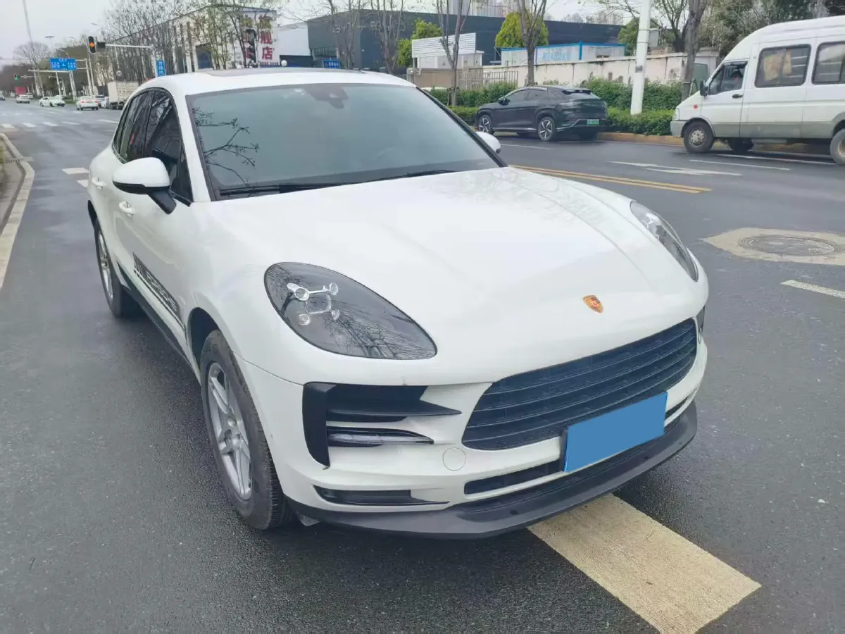 2020 Porsche Macan 2.0T 252HP L4 7DCT,autocango,china used car exporter,china ev exporter,chinese used car exporter,chinese used ev exporter