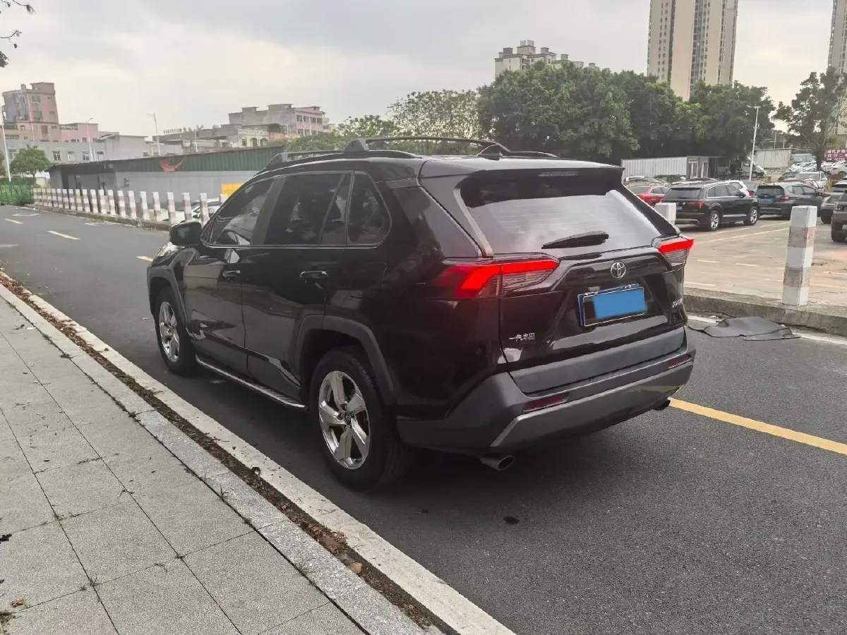 2020 Toyota RAV4 2.0L 171HP L4 CVT,autocango,china used car exporter,china ev exporter,chinese used car exporter,chinese used ev exporter