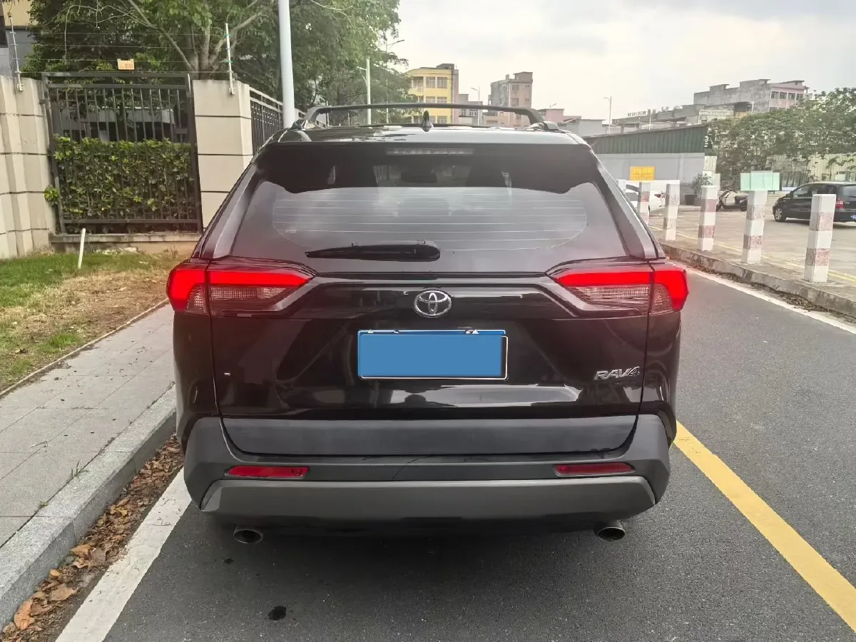 2020 Toyota RAV4 2.0L 171HP L4 CVT,autocango,china used car exporter,china ev exporter,chinese used car exporter,chinese used ev exporter
