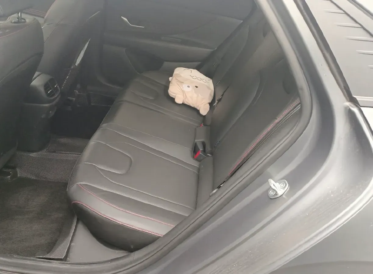 2022 Hyundai Elantra 1.5L 115HP L4 CVT,autocango,china used car exporter,china ev exporter,chinese used car exporter,chinese used ev exporter