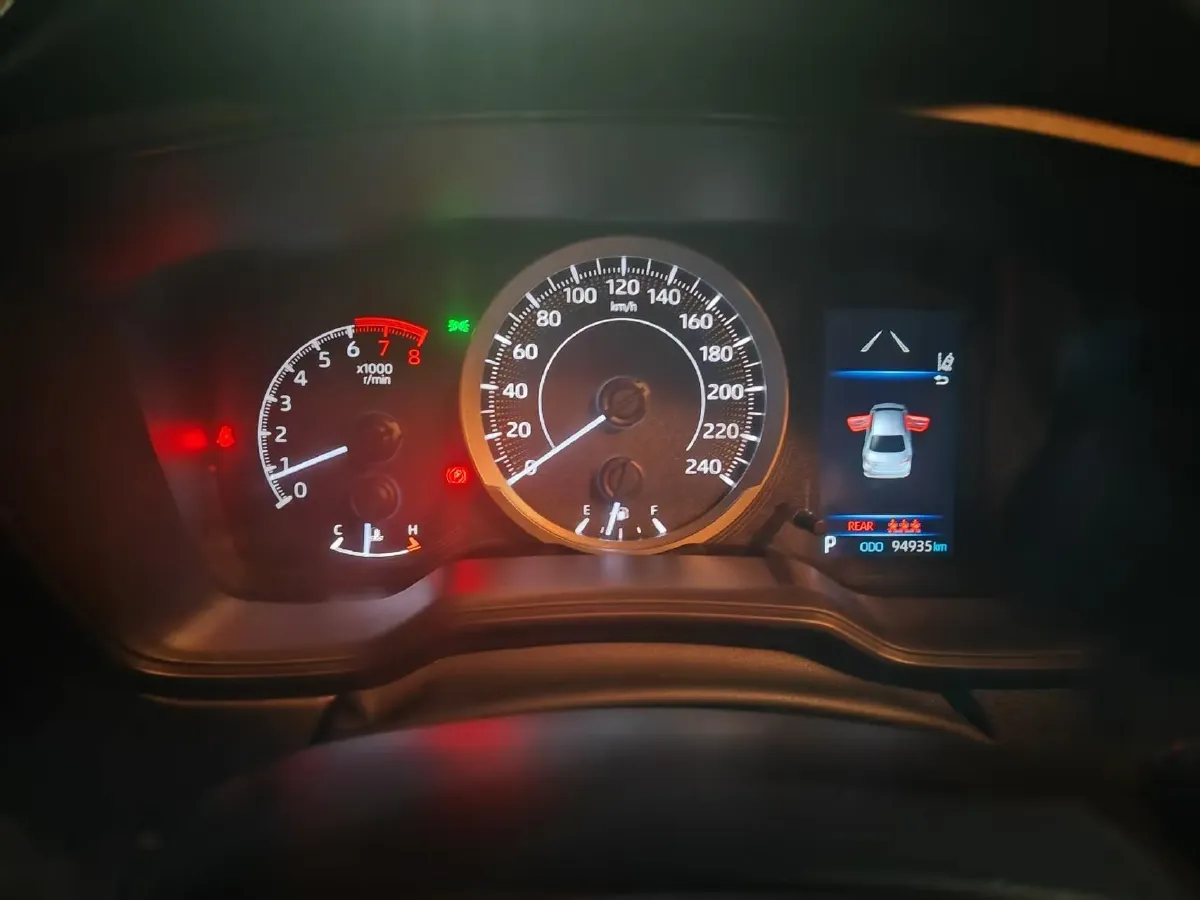 2021 Toyota Corolla 1.2T 116HP L4 CVT,autocango,china used car exporter,china ev exporter,chinese used car exporter,chinese used ev exporter