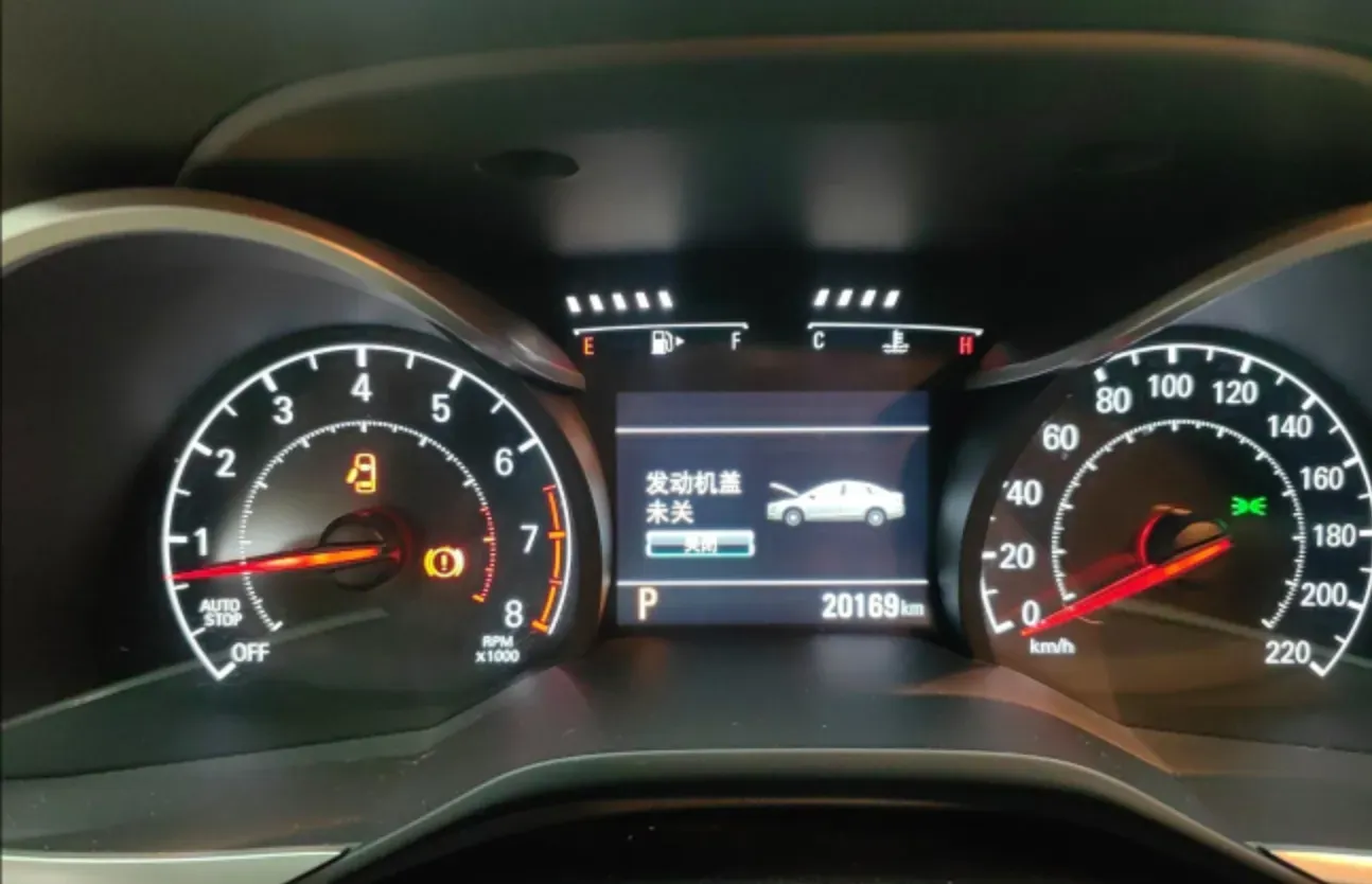 2022 Chevrolet Monza 1.5L 113HP L4 6AT,autocango,china used car exporter,china ev exporter,chinese used car exporter,chinese used ev exporter