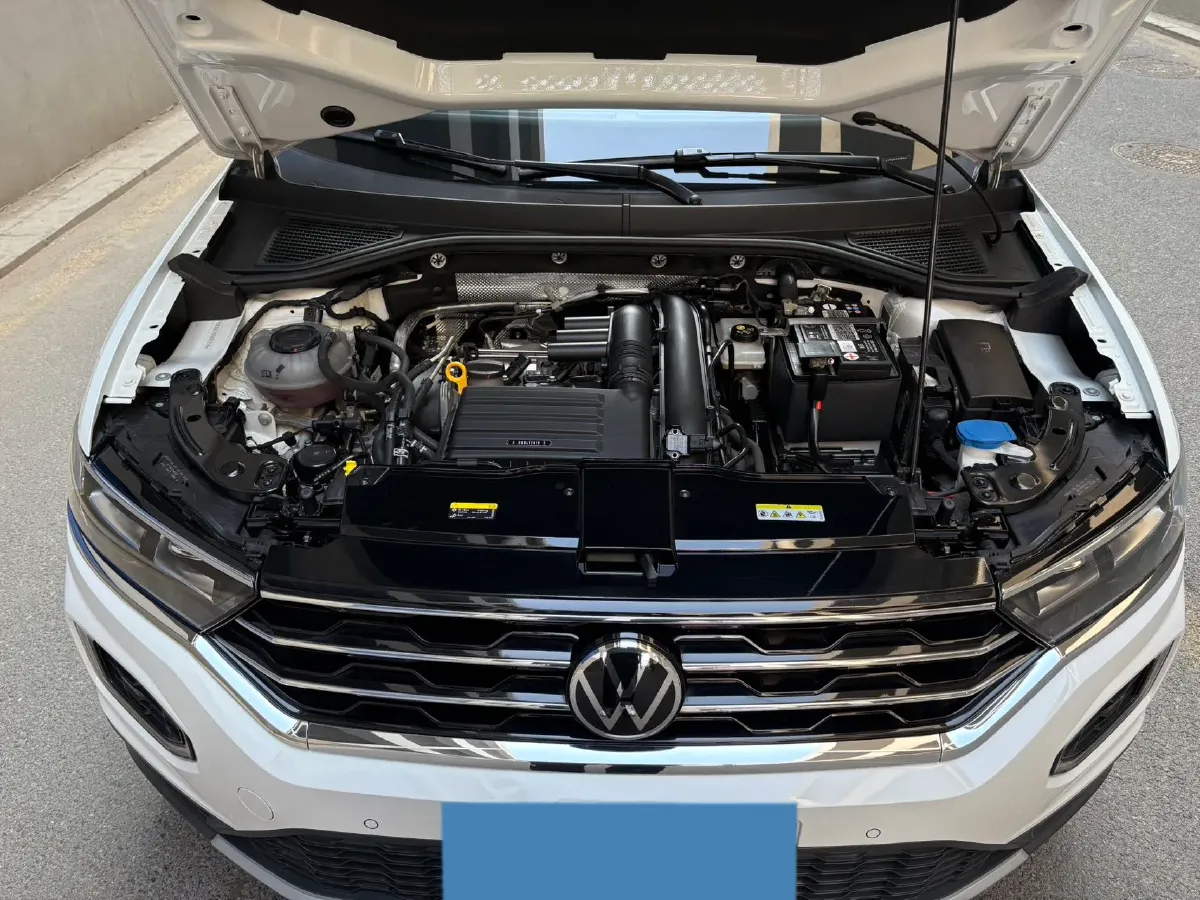 2022 Volkswagen T-Roc 1.4T 150HP L4 7DCT,autocango,china used car exporter,china ev exporter,chinese used car exporter,chinese used ev exporter