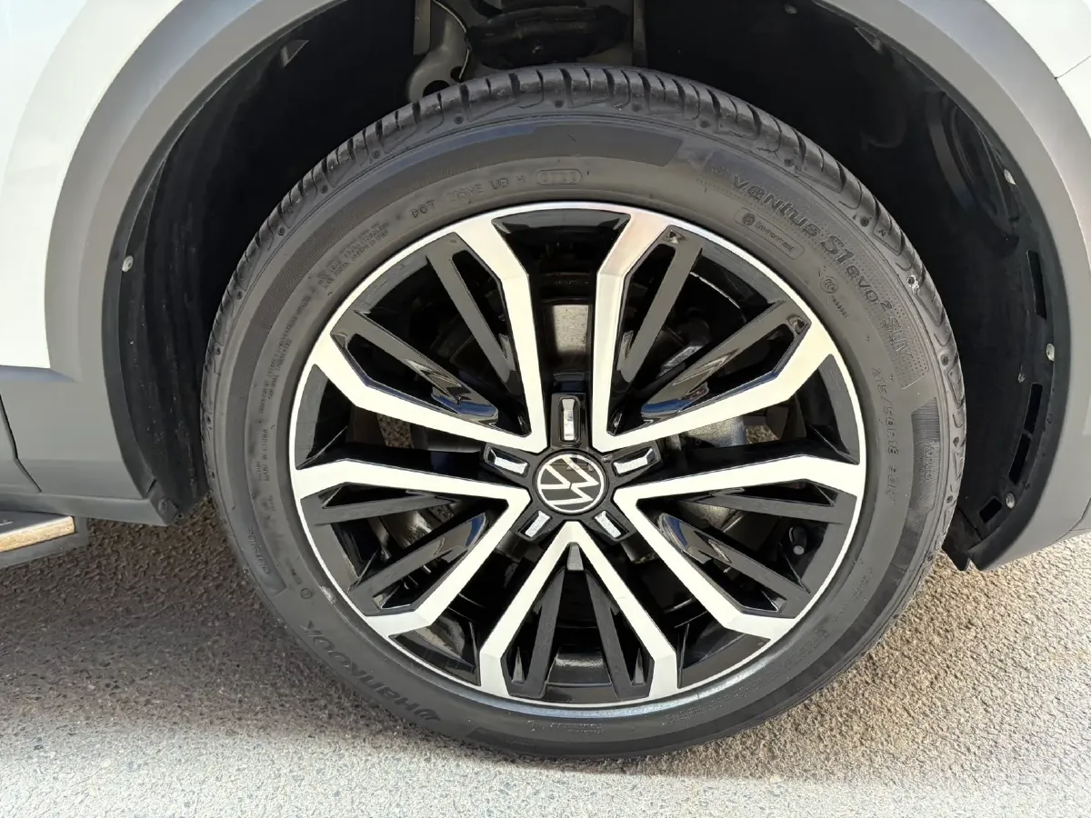 2022 Volkswagen T-Roc 1.4T 150HP L4 7DCT,autocango,china used car exporter,china ev exporter,chinese used car exporter,chinese used ev exporter