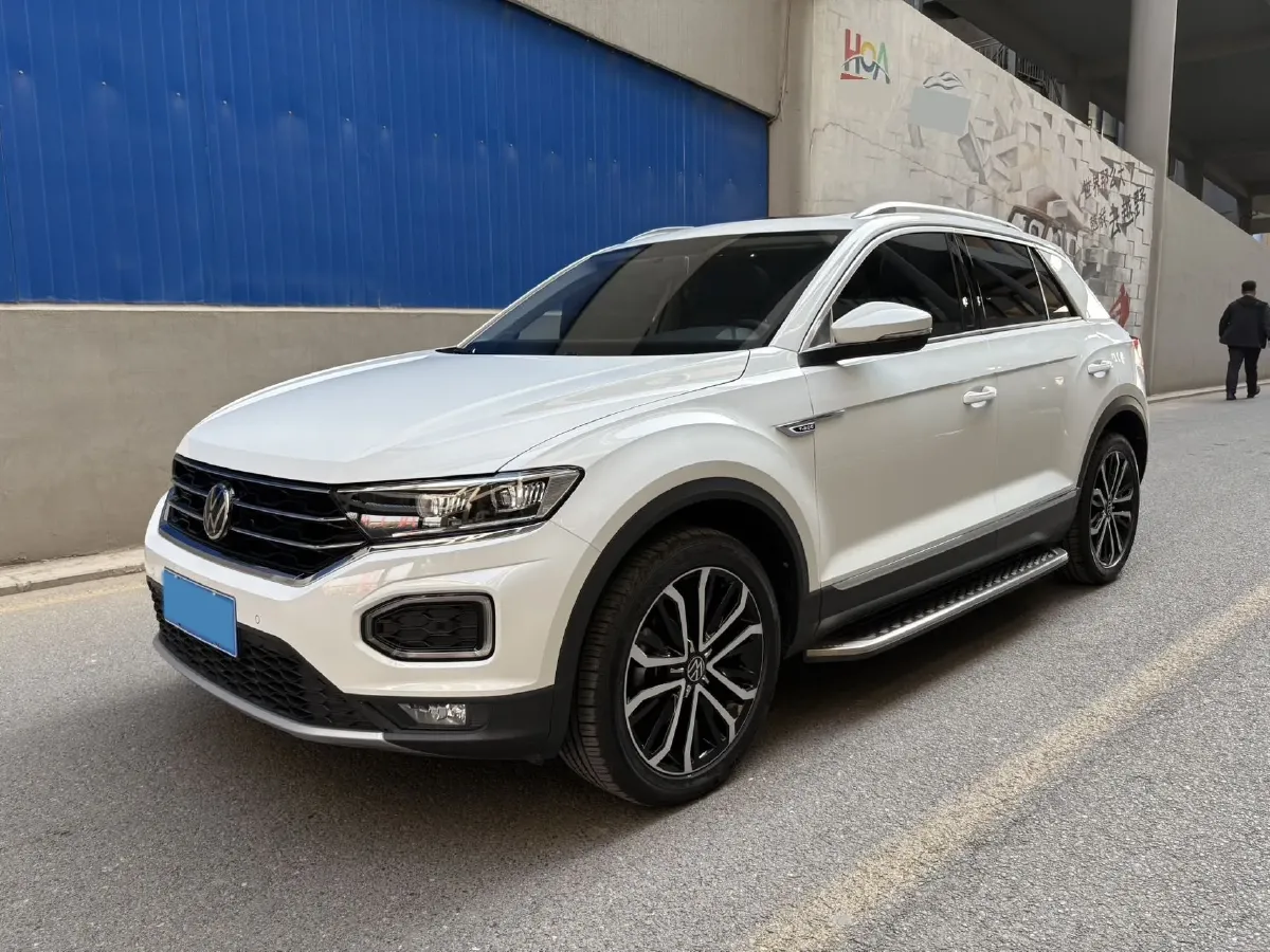 2022 Volkswagen T-Roc 1.4T 150HP L4 7DCT,autocango,china used car exporter,china ev exporter,chinese used car exporter,chinese used ev exporter