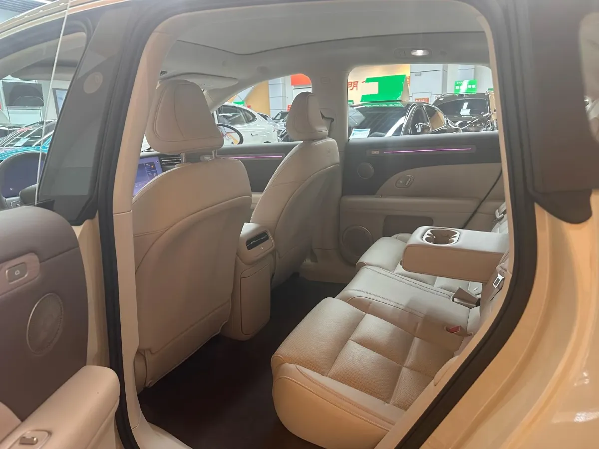 2026 IM LS6 REEV 155HP REEV,autocango,china used car exporter,china ev exporter,chinese used car exporter,chinese used ev exporter
