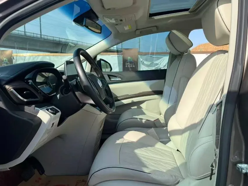 2022 Buick GL8 2.0T 237HP L4 9AT,autocango,china used car exporter,china ev exporter,chinese used car exporter,chinese used ev exporter