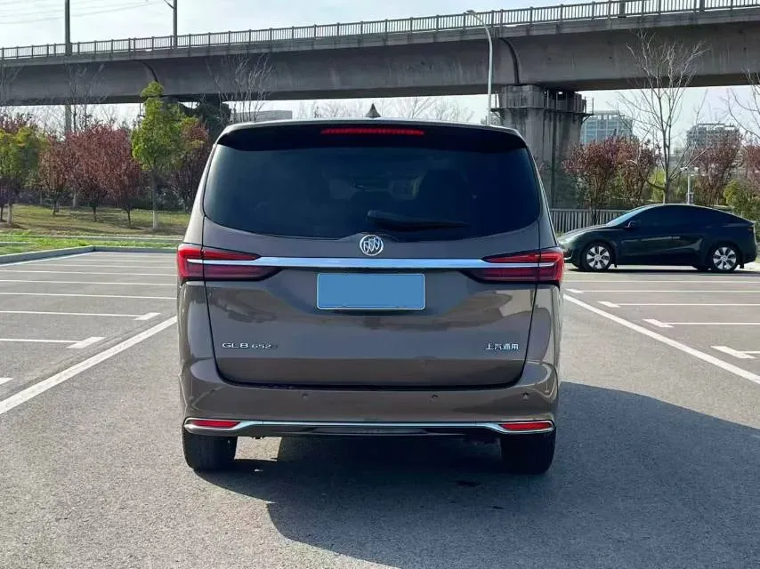 2022 Buick GL8 2.0T 237HP L4 9AT,autocango,china used car exporter,china ev exporter,chinese used car exporter,chinese used ev exporter