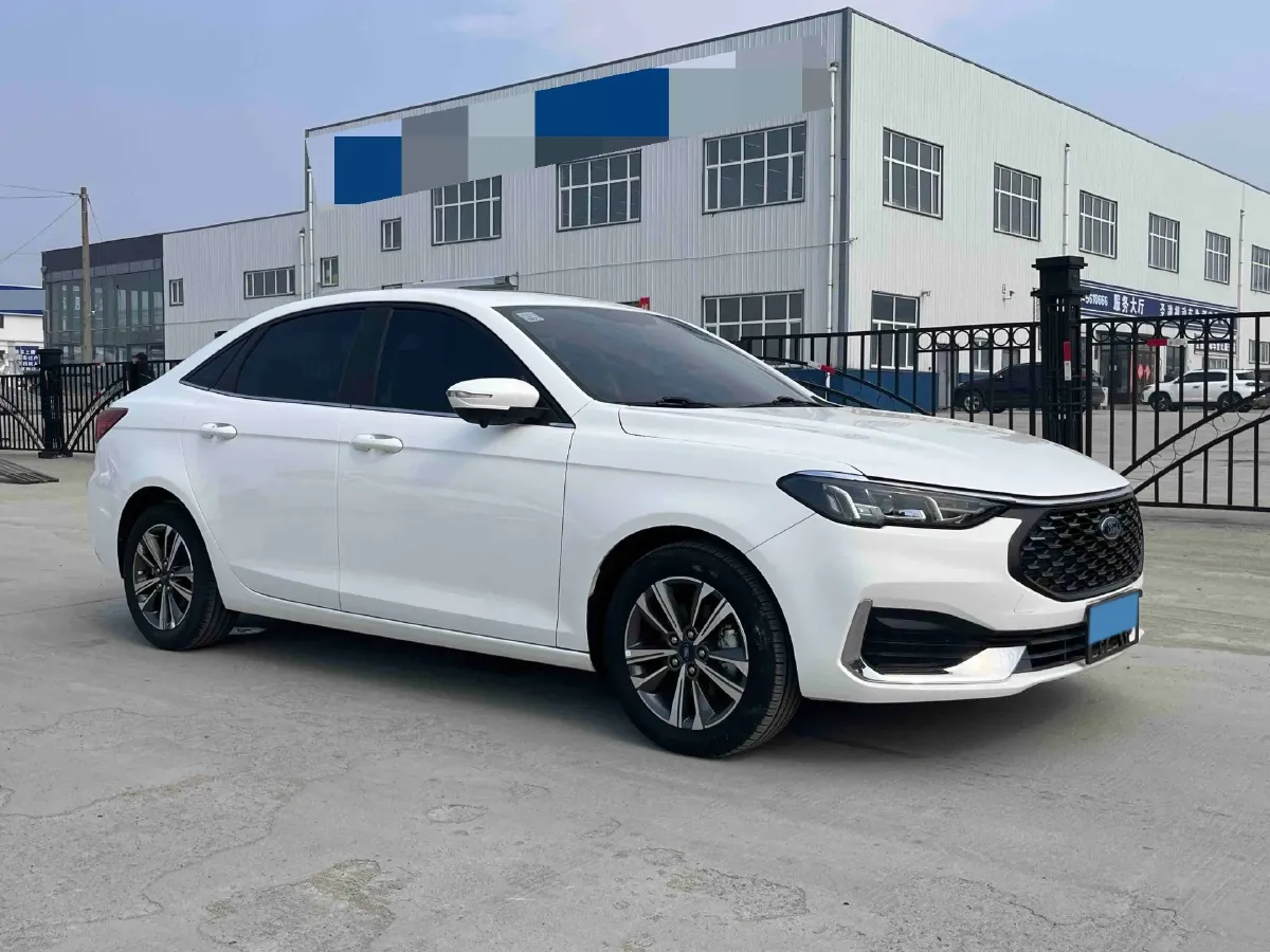2021 Ford Escort 1.5L 122HP L3 6AT,autocango,china used car exporter,china ev exporter,chinese used car exporter,chinese used ev exporter