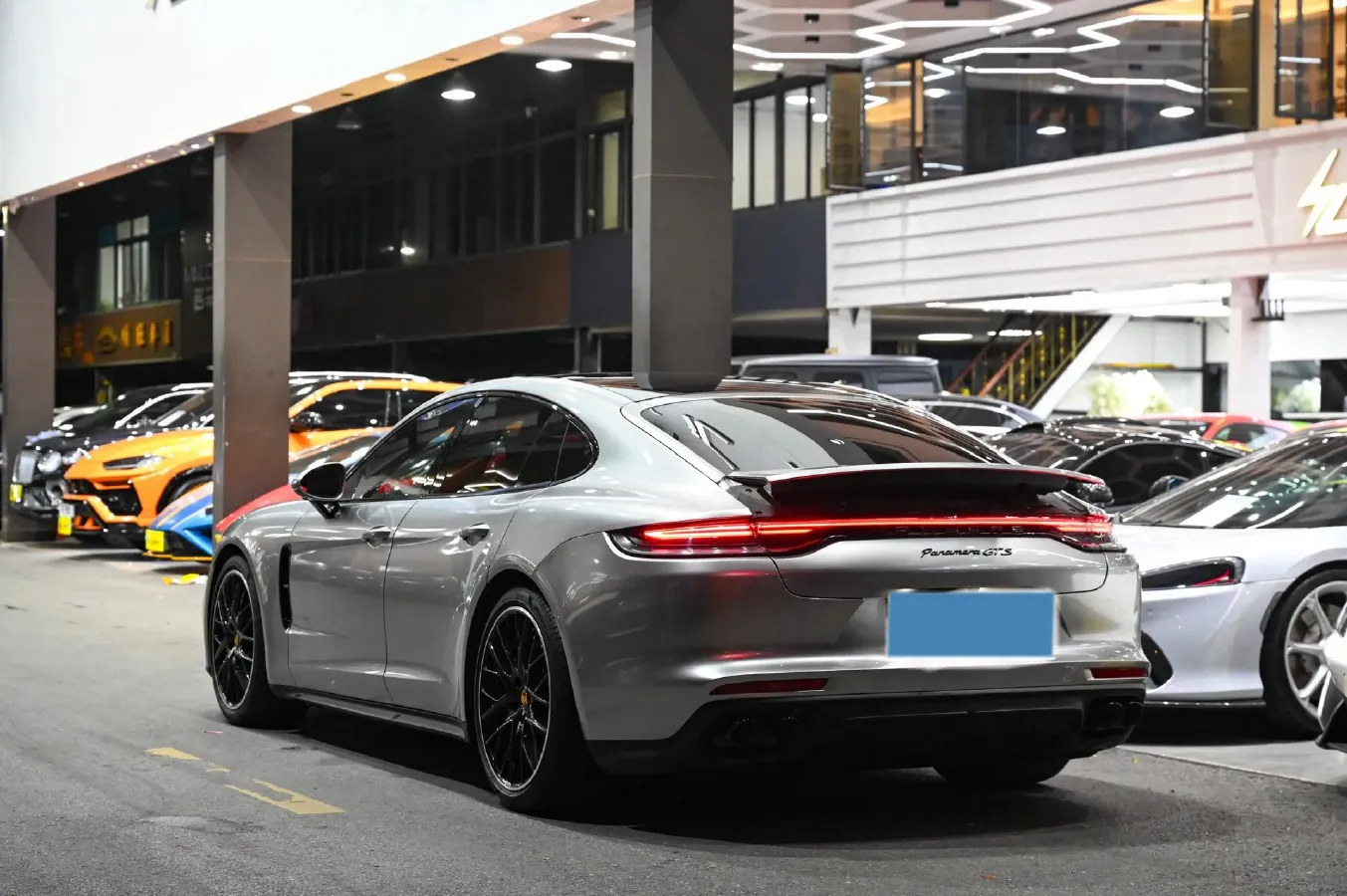 2023 Porsche Panamera 2.9T 330HP V6 8DCT,autocango,china used car exporter,china ev exporter,chinese used car exporter,chinese used ev exporter
