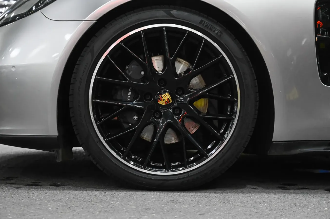 2023 Porsche Panamera 2.9T 330HP V6 8DCT,autocango,china used car exporter,china ev exporter,chinese used car exporter,chinese used ev exporter