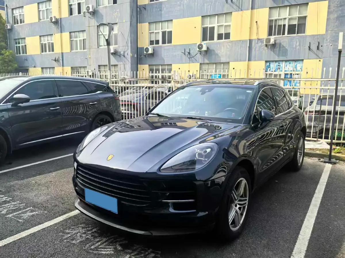 2020 Porsche Macan 2.0T 252HP L4 7DCT,autocango,china used car exporter,china ev exporter,chinese used car exporter,chinese used ev exporter