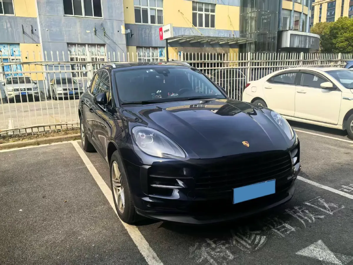 2020 Porsche Macan 2.0T 252HP L4 7DCT,autocango,china used car exporter,china ev exporter,chinese used car exporter,chinese used ev exporter