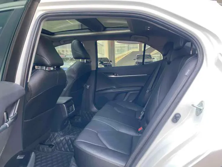 2023 Toyota Camry 2.5L 207HP L4 8AT,autocango,china used car exporter,china ev exporter,chinese used car exporter,chinese used ev exporter