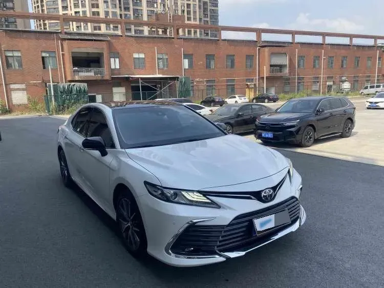 2023 Toyota Camry 2.5L 207HP L4 8AT,autocango,china used car exporter,china ev exporter,chinese used car exporter,chinese used ev exporter