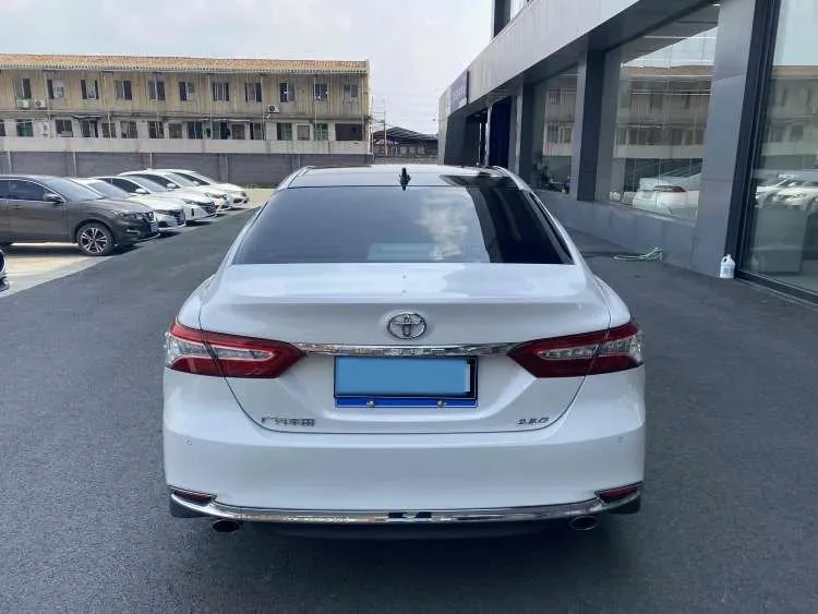 2023 Toyota Camry 2.5L 207HP L4 8AT,autocango,china used car exporter,china ev exporter,chinese used car exporter,chinese used ev exporter
