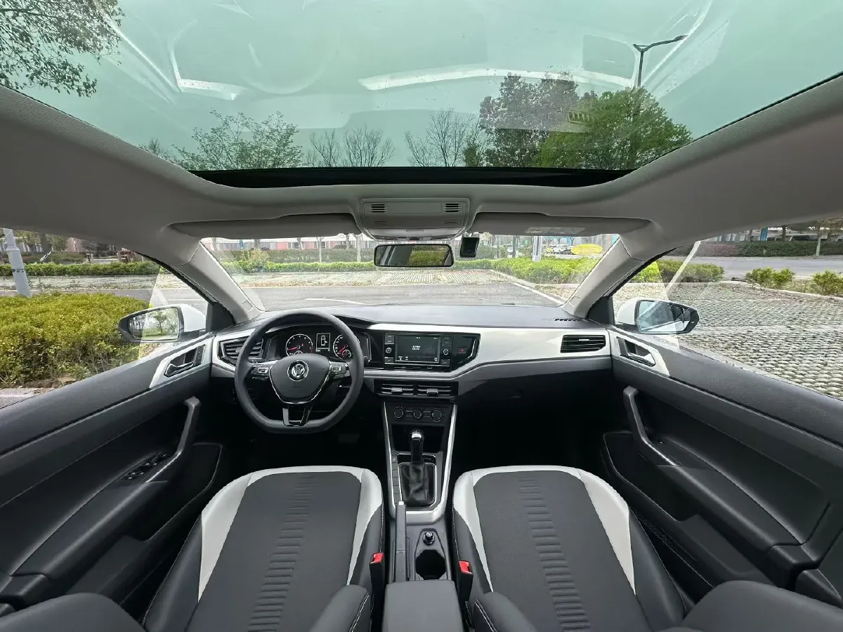 2019 Volkswagen Polo 1.5L 113HP L4 6AT,autocango,china used car exporter,china ev exporter,chinese used car exporter,chinese used ev exporter