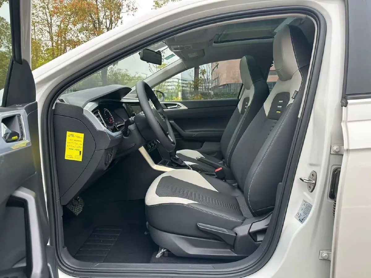 2019 Volkswagen Polo 1.5L 113HP L4 6AT,autocango,china used car exporter,china ev exporter,chinese used car exporter,chinese used ev exporter