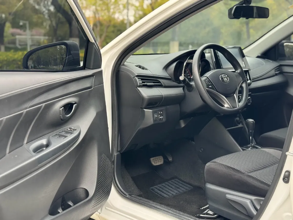 2021 Toyota Vios FS 1.5L 112HP L4 CVT,autocango,china used car exporter,china ev exporter,chinese used car exporter,chinese used ev exporter