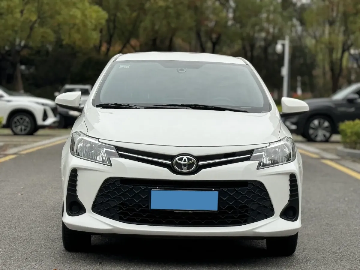 2021 Toyota Vios FS 1.5L 112HP L4 CVT,autocango,china used car exporter,china ev exporter,chinese used car exporter,chinese used ev exporter
