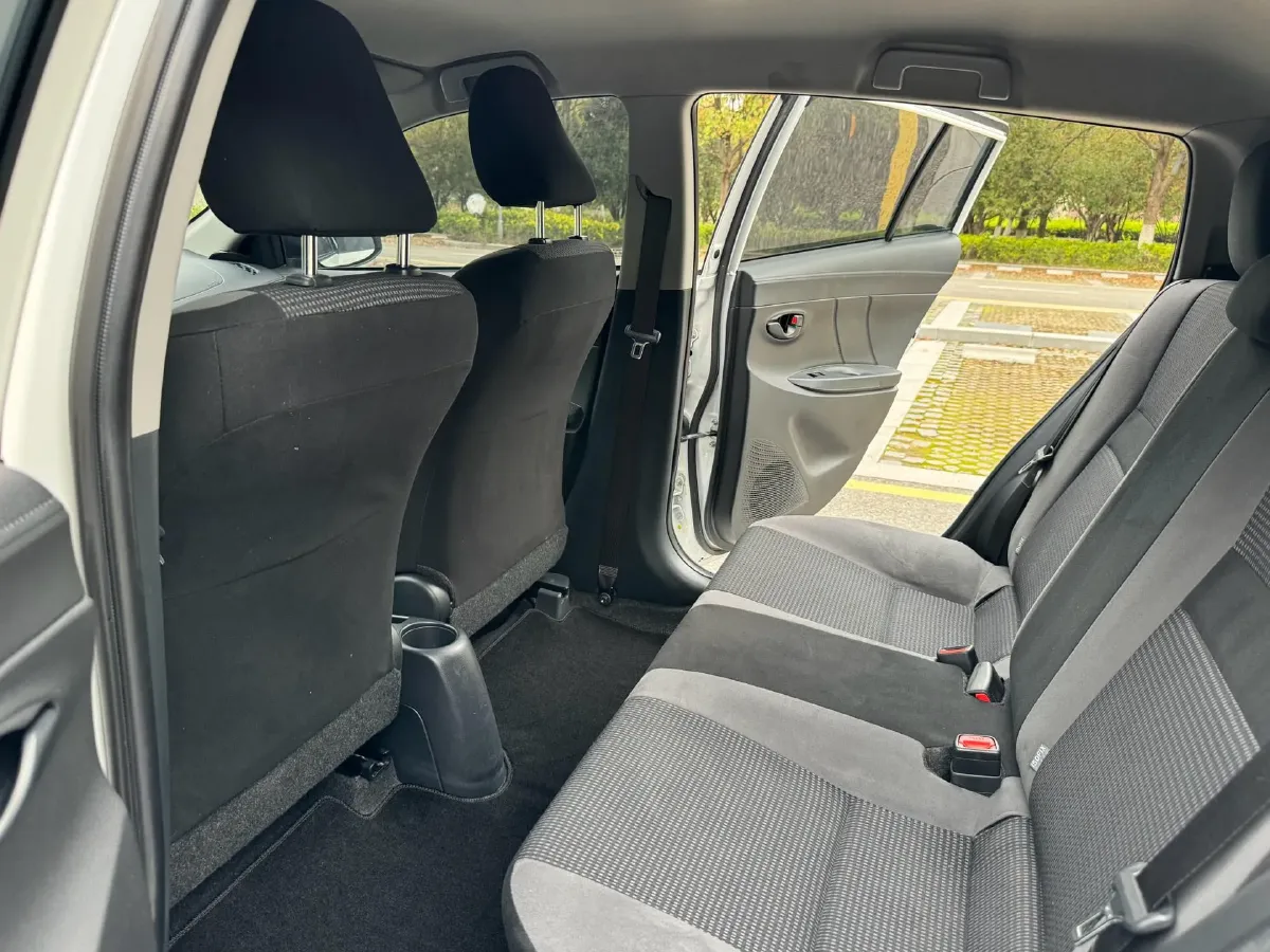 2021 Toyota Vios FS 1.5L 112HP L4 CVT,autocango,china used car exporter,china ev exporter,chinese used car exporter,chinese used ev exporter