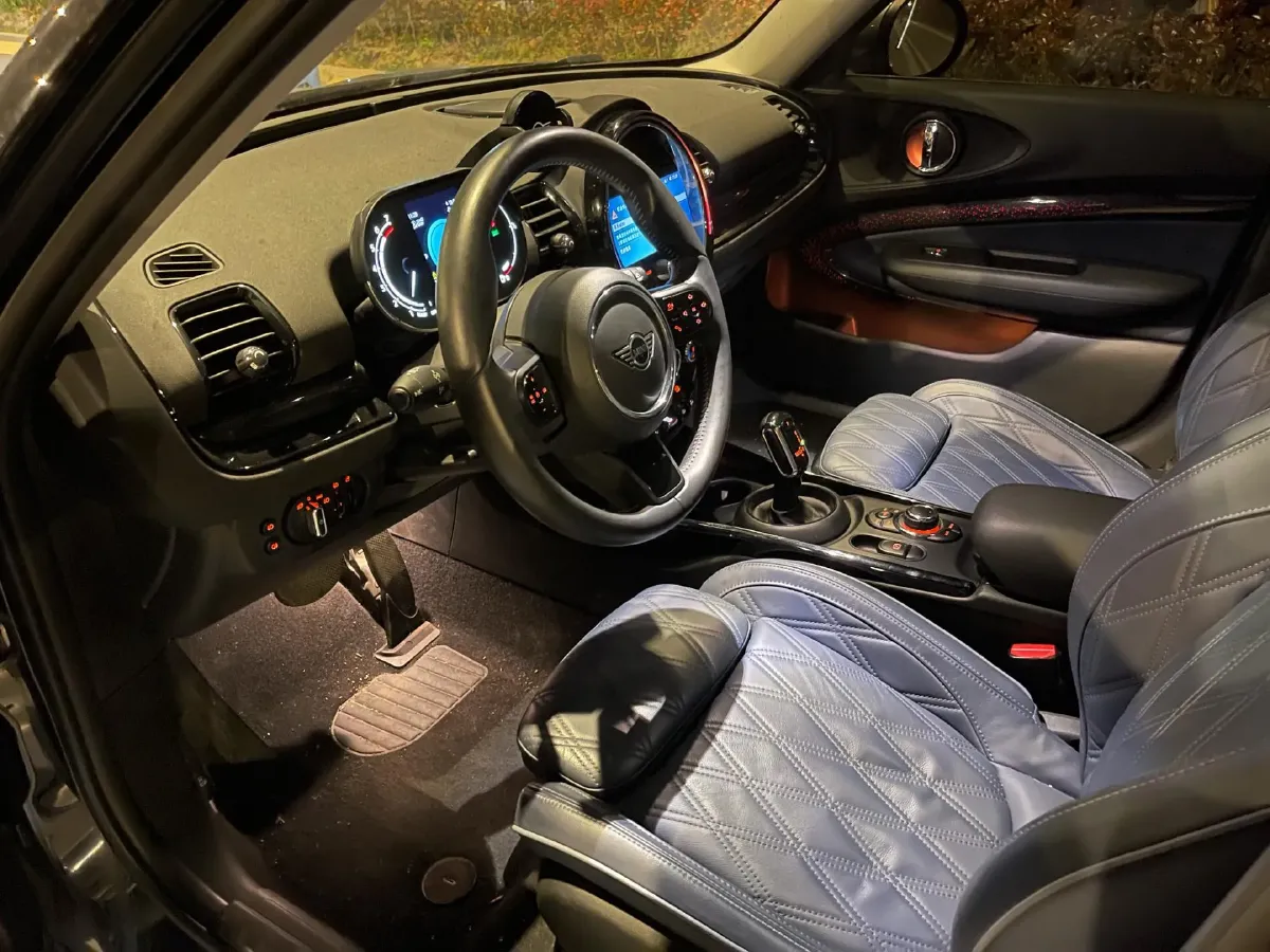 2022 MINI CLUBMAN 1.5T 136HP L3 7DCT,autocango,china used car exporter,china ev exporter,chinese used car exporter,chinese used ev exporter