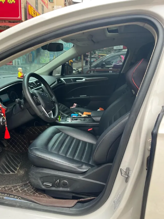 2018 Ford Mondeo 2.0T 204HP L4 6AT,autocango,china used car exporter,china ev exporter,chinese used car exporter,chinese used ev exporter