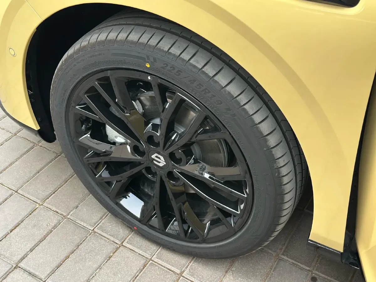 2026 Leapmotor Lafa5 BEV,autocango,china used car exporter,china ev exporter,chinese used car exporter,chinese used ev exporter