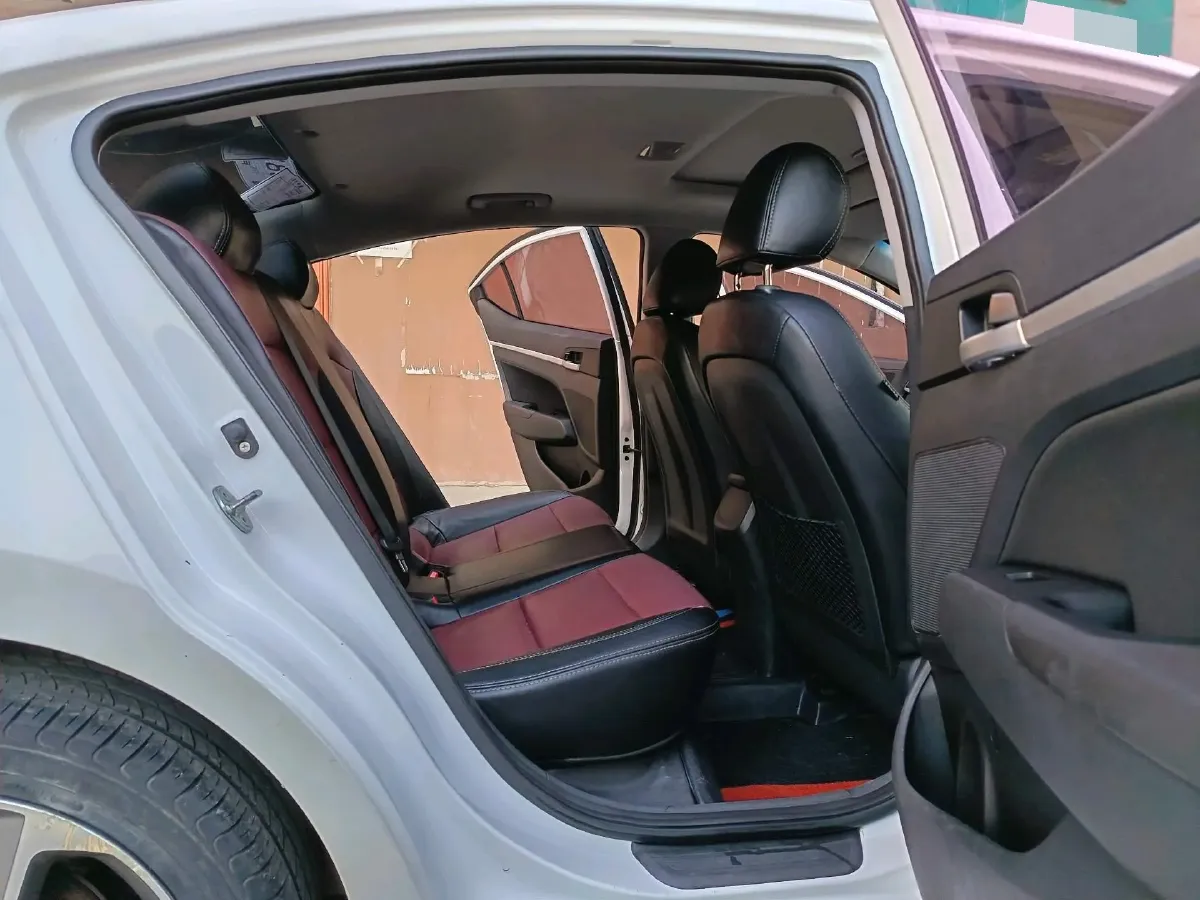 2016 Hyundai Elantra 1.6L 130HP L4 6AT,autocango,china used car exporter,china ev exporter,chinese used car exporter,chinese used ev exporter