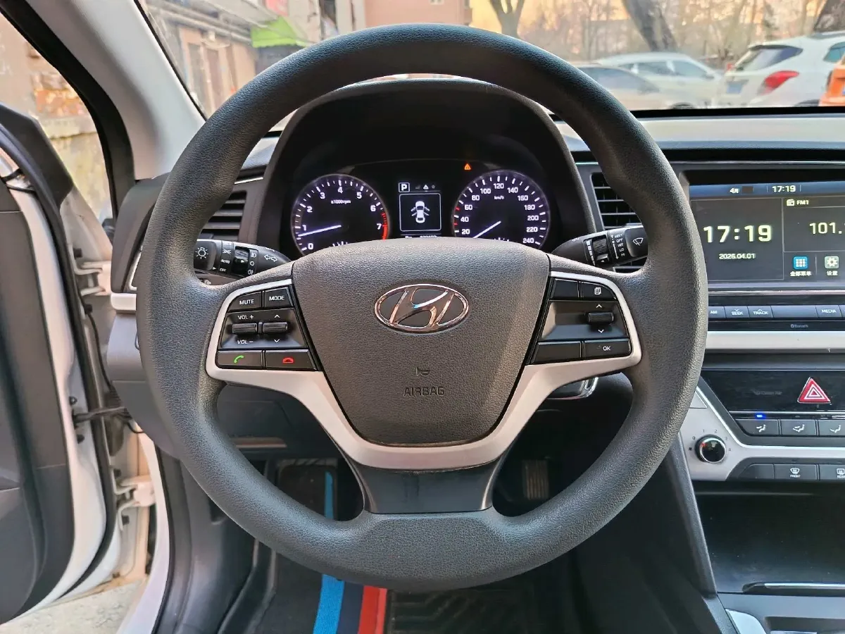 2016 Hyundai Elantra 1.6L 130HP L4 6AT,autocango,china used car exporter,china ev exporter,chinese used car exporter,chinese used ev exporter