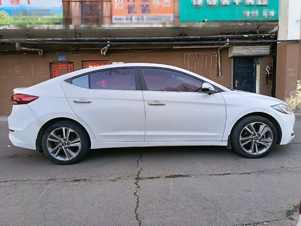 2016 Hyundai Elantra 1.6L 130HP L4 6AT,autocango,china used car exporter,china ev exporter,chinese used car exporter,chinese used ev exporter