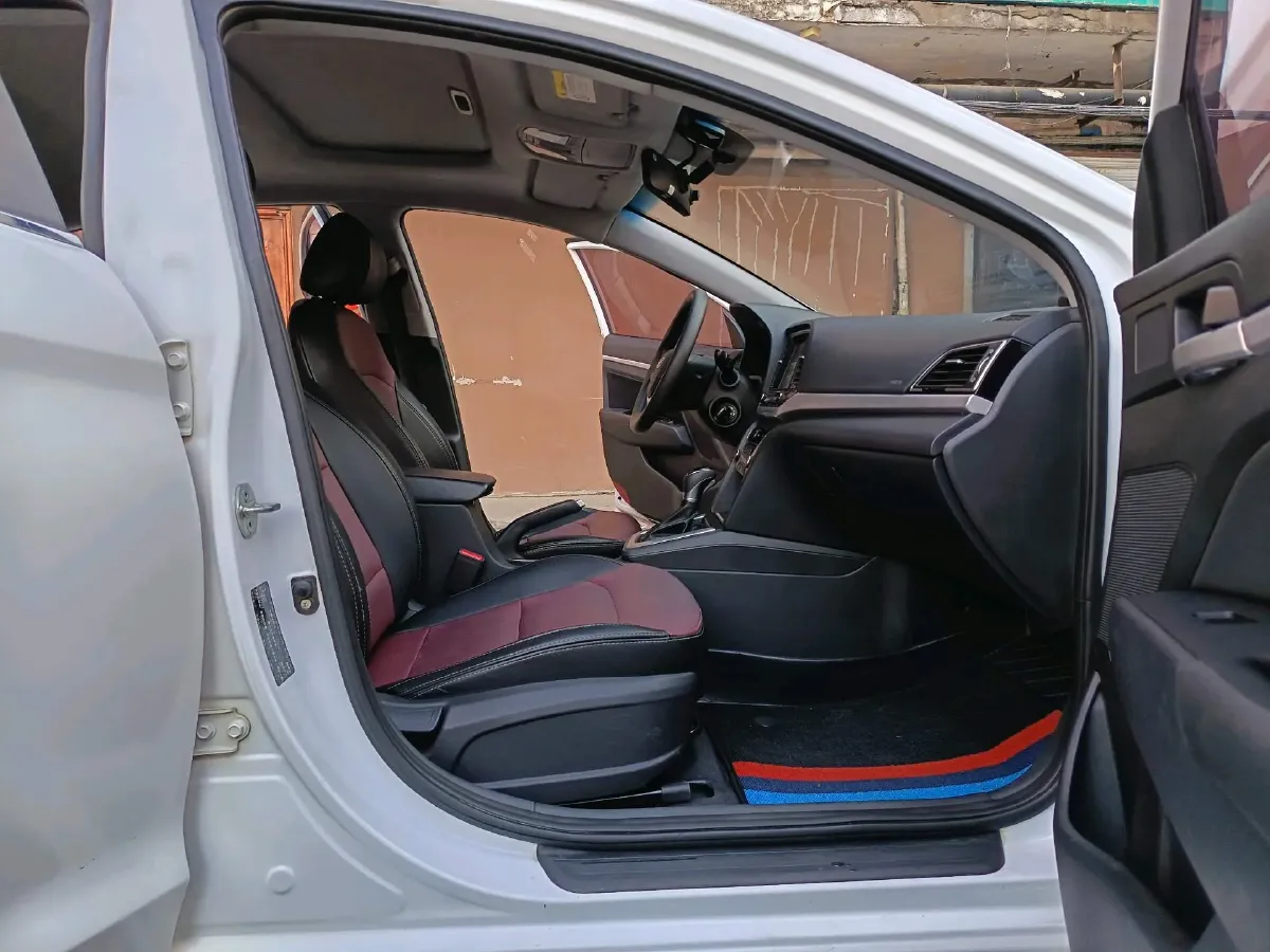 2016 Hyundai Elantra 1.6L 130HP L4 6AT,autocango,china used car exporter,china ev exporter,chinese used car exporter,chinese used ev exporter