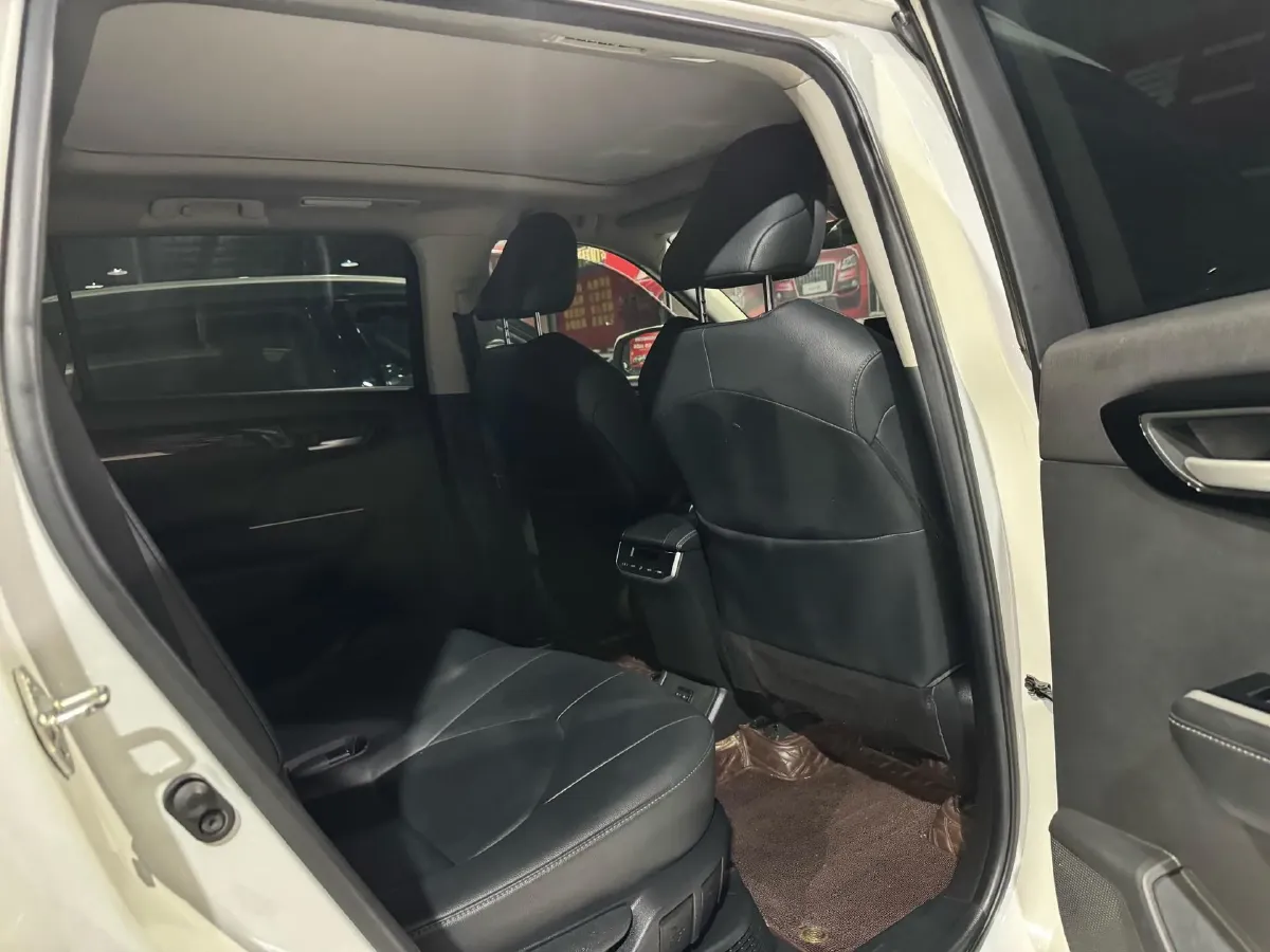 2022 Toyota Highlander 2.5L 192HP L4 E-CVT Hybrid,autocango,china used car exporter,china ev exporter,chinese used car exporter,chinese used ev exporter