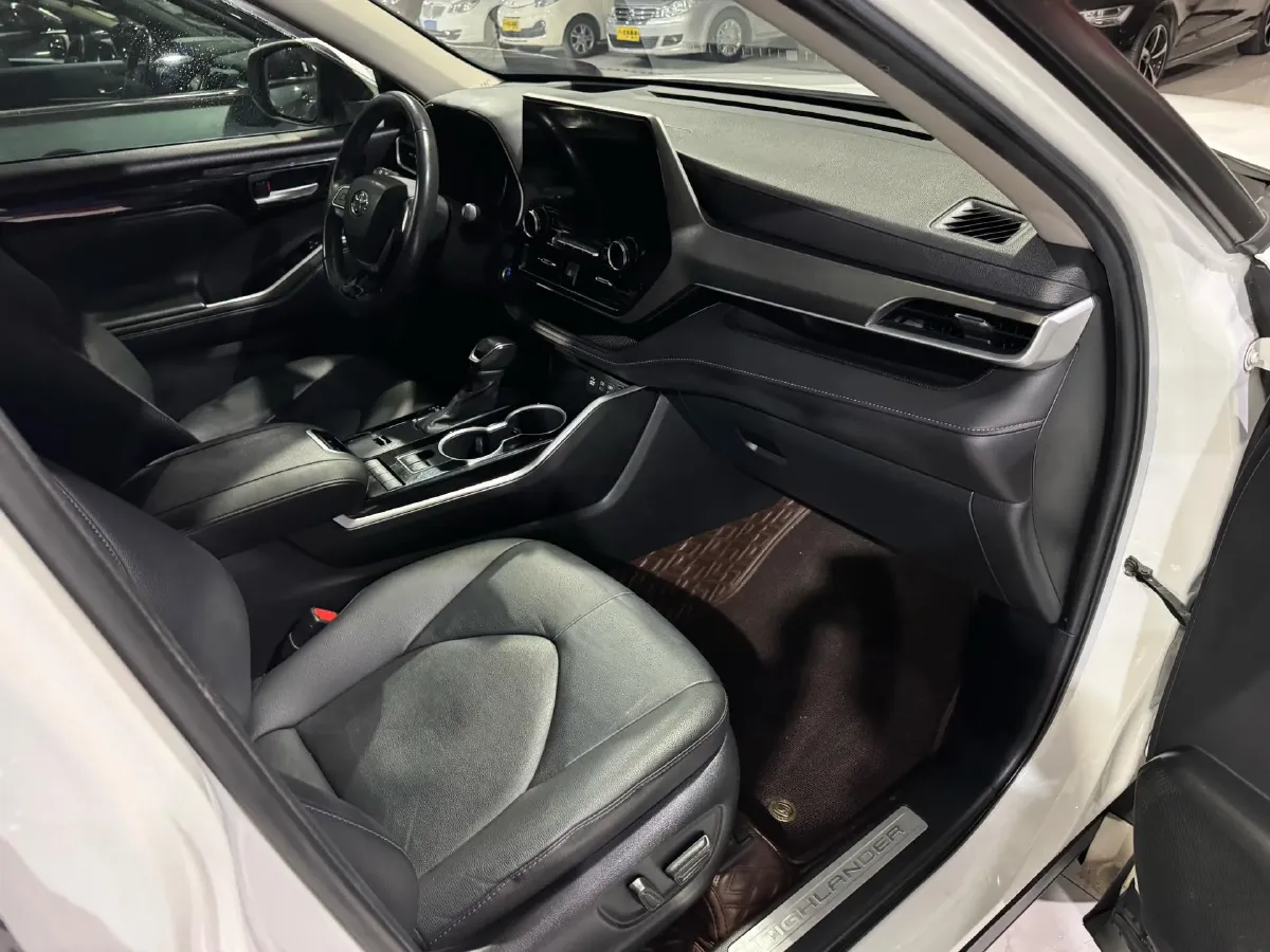 2022 Toyota Highlander 2.5L 192HP L4 E-CVT Hybrid,autocango,china used car exporter,china ev exporter,chinese used car exporter,chinese used ev exporter