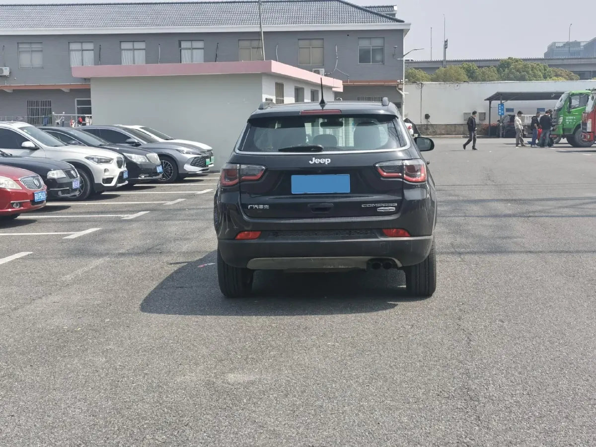 2017 Jeep Compass 1.4T 165HP L4 7DCT,autocango,china used car exporter,china ev exporter,chinese used car exporter,chinese used ev exporter