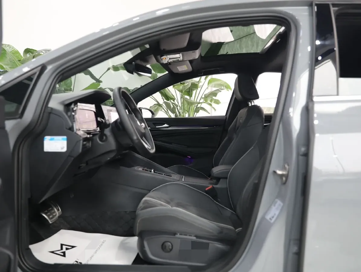 2023 Volkswagen Golf 1.4T 150HP L4 7DCT,autocango,china used car exporter,china ev exporter,chinese used car exporter,chinese used ev exporter