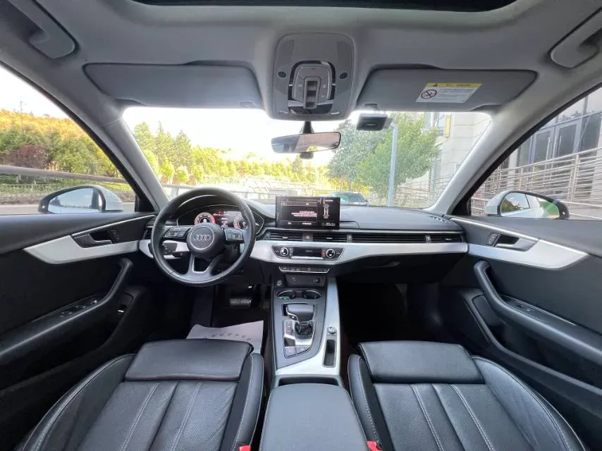 2022 Audi A4L 2.0T 190HP L4 7DCT,autocango,china used car exporter,china ev exporter,chinese used car exporter,chinese used ev exporter